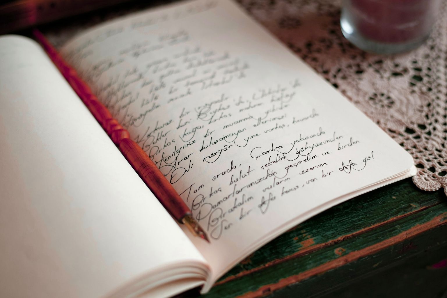 How Journaling Help to Stay Focused on Your Goals